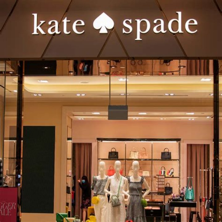 Does Kate Spade have an outlet store?