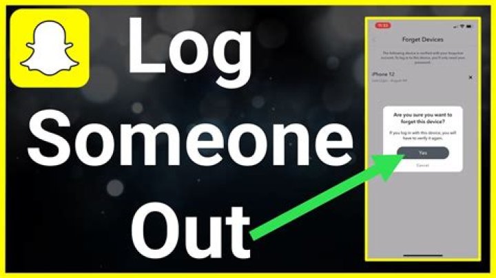 Does Snapchat tell you when someone is looking at your location?