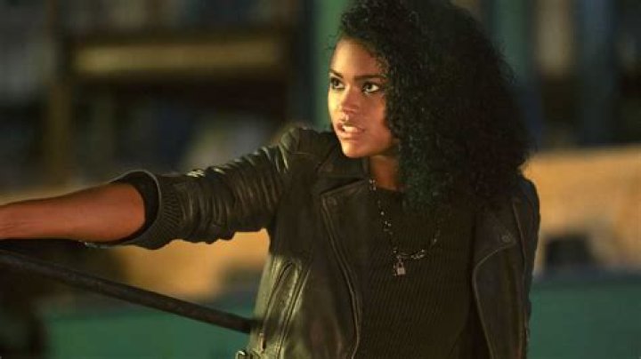 Does Thalia die in Percy Jackson?