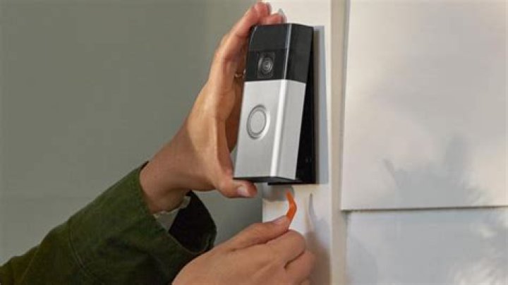 How do you bypass an internal doorbell?
