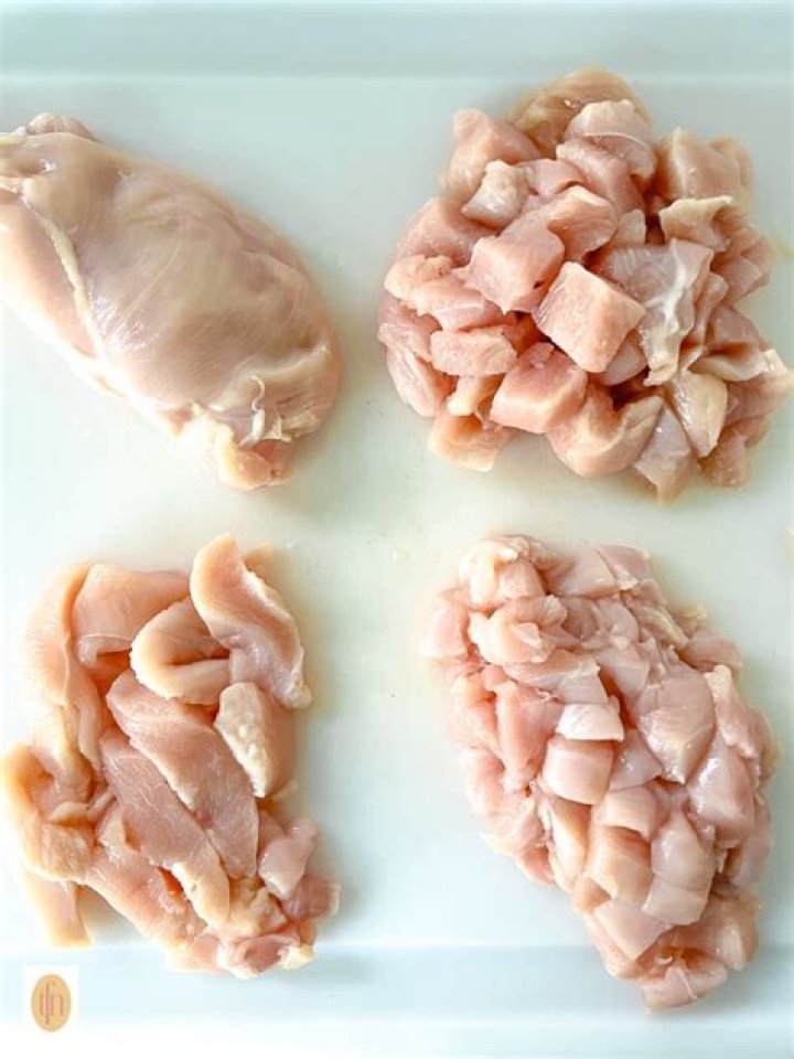 How do you cut boneless chicken thighs?