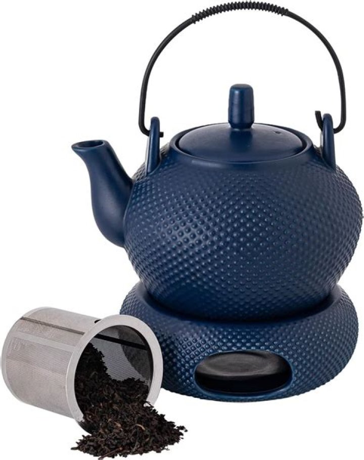 How do you heat a ceramic teapot?