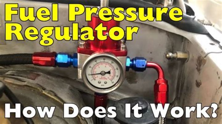 How does a fuel primer pump work?