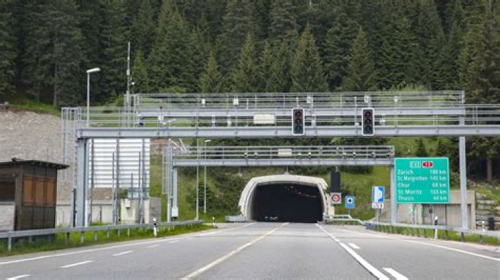 How long is the San Bernardino tunnel?