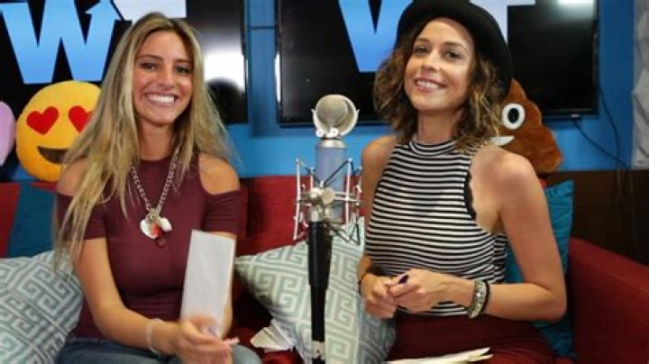 What are Lele Pons friends?