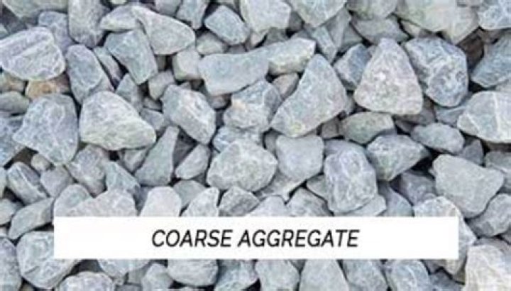 What is unit weight of coarse aggregate?