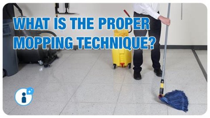 Which mop is best for mopping the floor?